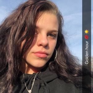 Meet your Posher, Jasmine